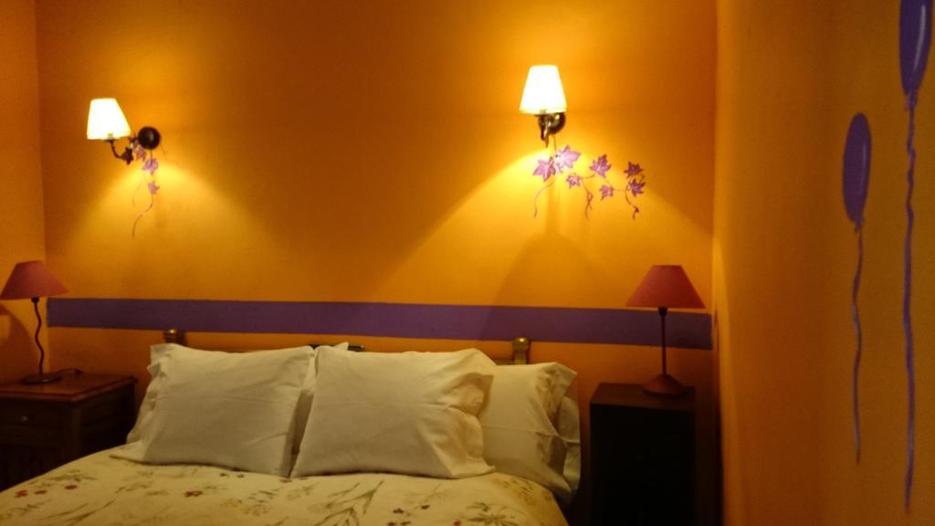 Apartamentos La Iguana Hervás Pokoj fotografie